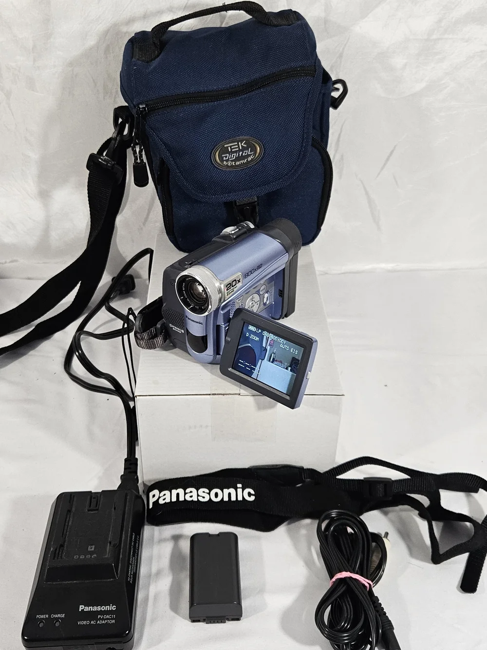Panasonic Blue Handheld Camcorder with 20x Zoom. #274